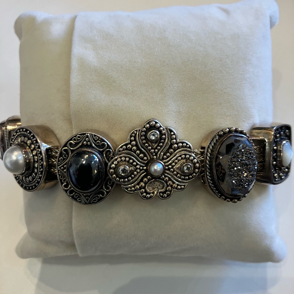 Lori Bonn charm bracelet - Picture 1 of 5